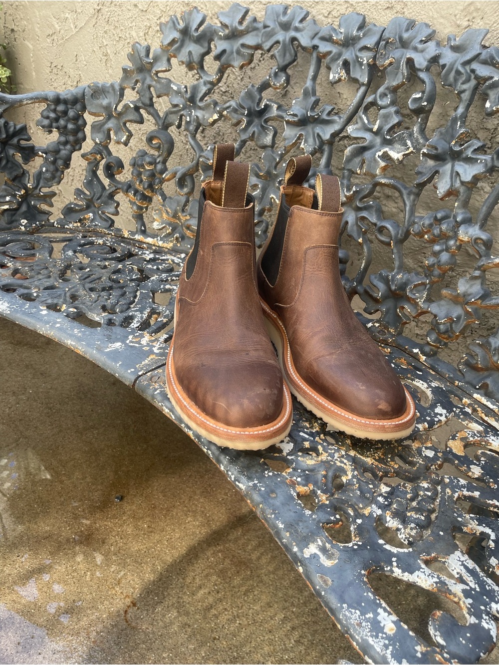 Rhodes men’s Chelsea boot size 11